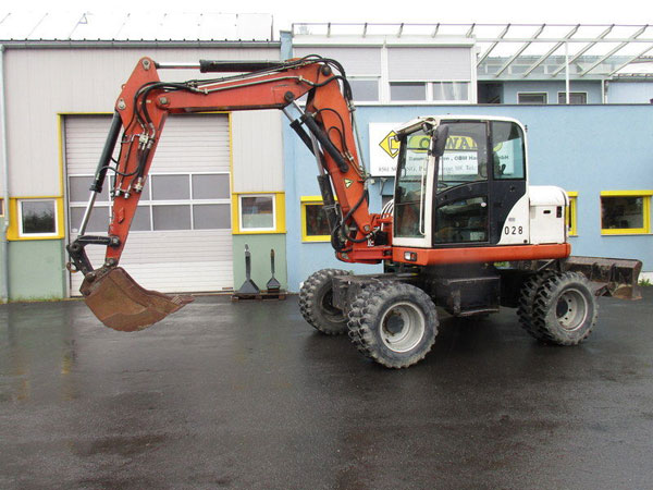 экскаватор Schaeff HML 42